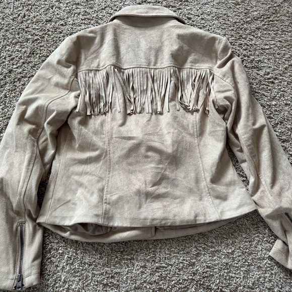 Black rivet tan fringe western wear blogger jacket women faux suede Size Med EUC - Picture 7 of 7